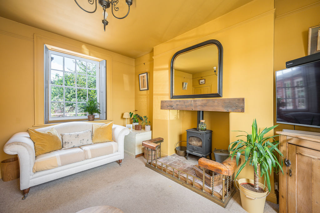 Reception Room- click for photo gallery